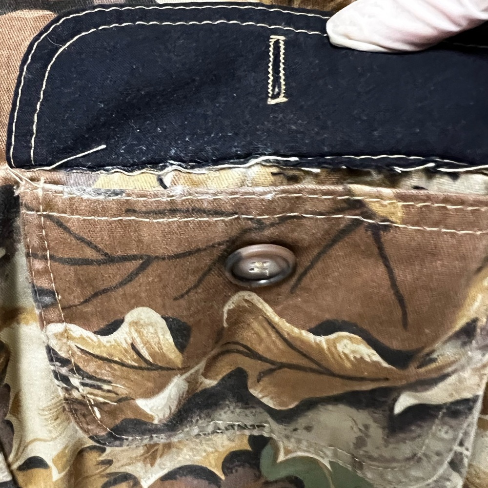 Men’s Medium RedHead Camo Hunting Button Down Jacket with Quilted Interior - Picture 2 of 12